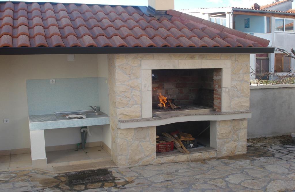 Apartments Lola Biograd Na Moru Bagian luar foto