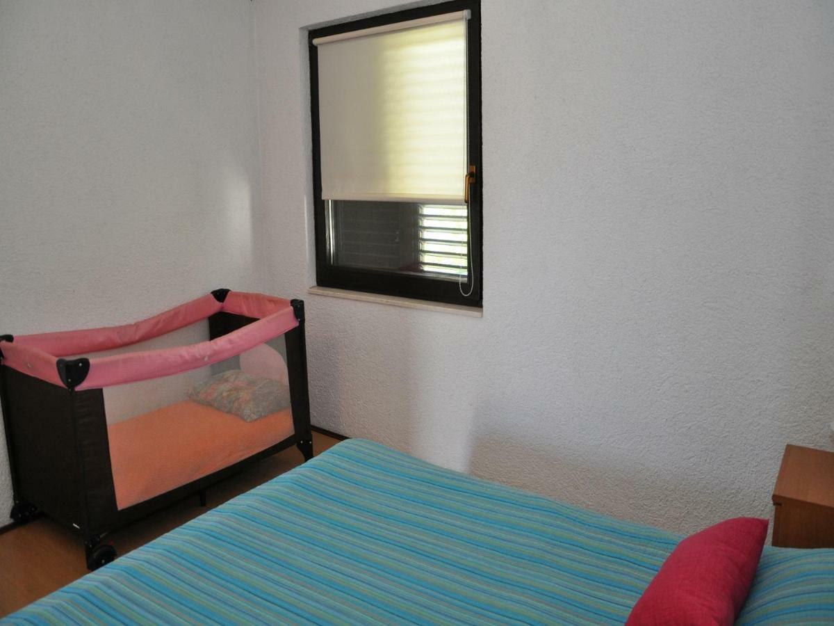 Apartments Lola Biograd Na Moru Bagian luar foto